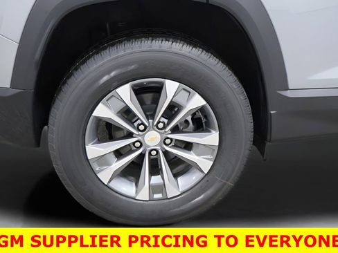 New 2026 Chevrolet Equinox LT w/ Convenience Package II image 34