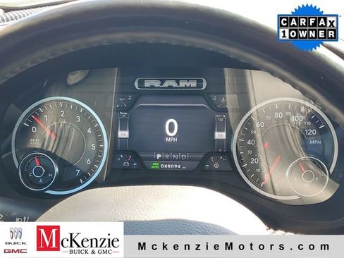 Used 2019 RAM 1500 Laramie AWD/4WD image 14