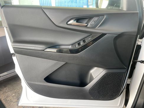 Used 2025 Chevrolet Equinox LT image 20