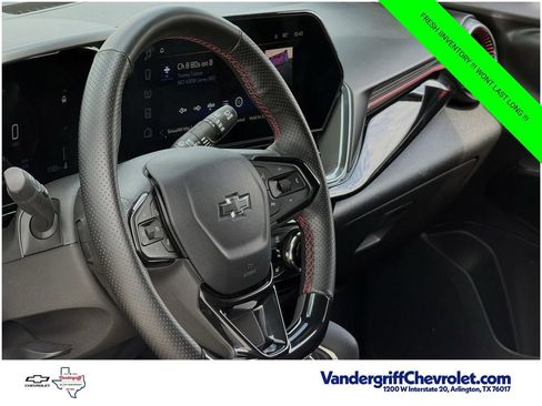 Certified 2025 Chevrolet Trax RS w/ Driver Confidence Package FWD image 10