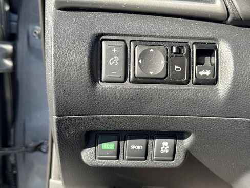 Used 2016 Nissan Sentra SV image 31