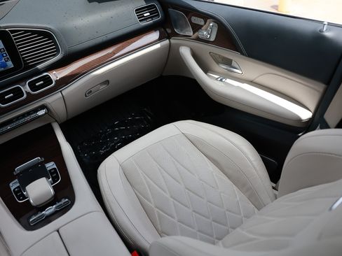 Used 2021 Mercedes-Benz GLS 63 AMG 4MATIC image 29