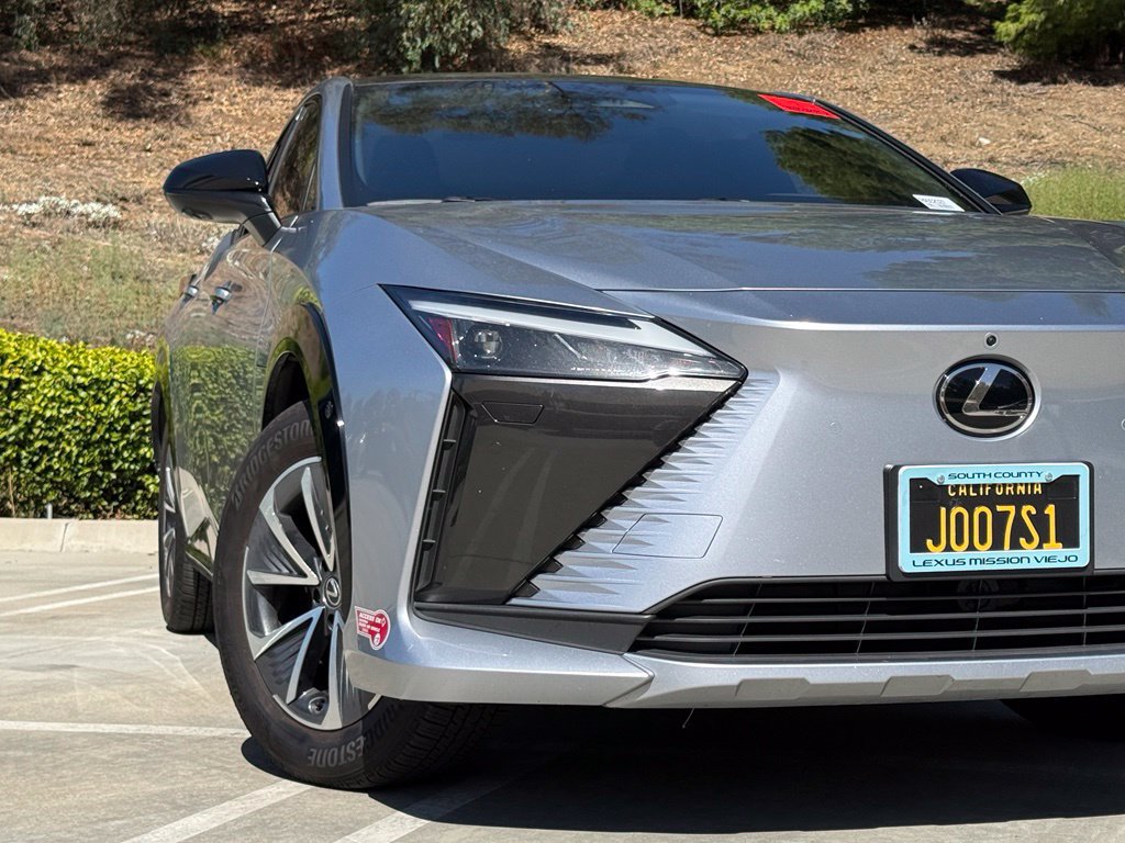 Certified 2024 Lexus RZ 300e Premium w/ Technology Package FWD image 6