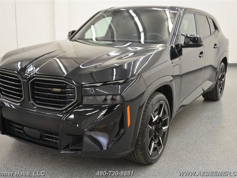 Used 2023 BMW XM w/ M Driver's Package AWD/4WD image 2