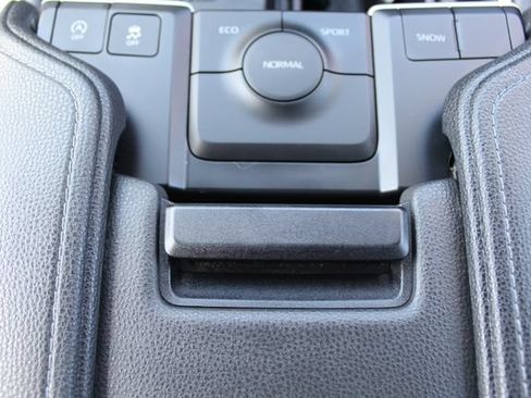 Certified 2025 Toyota Grand Highlander FWD image 33