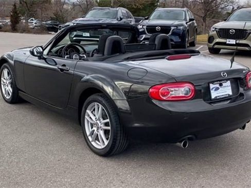 Used 2013 MAZDA MX-5 Miata Sport image 4