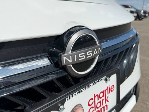 New 2026 Nissan Sentra SV FWD image 10