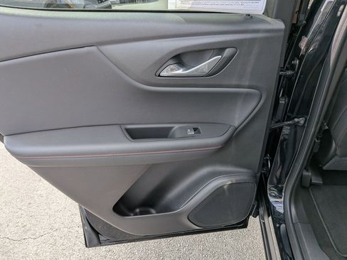 Used 2025 Chevrolet Blazer RS image 28