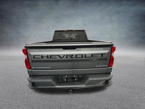 Used 2022 Chevrolet Silverado 1500 Custom image 11