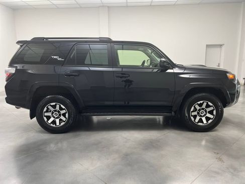 Used 2024 Toyota 4Runner TRD Off-Road image 8