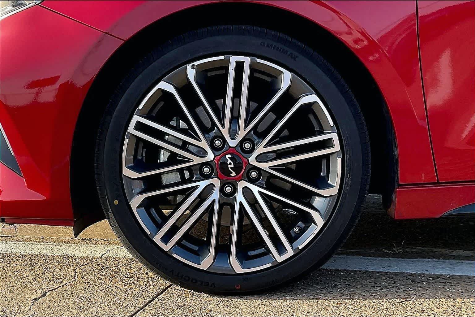 Certified 2023 Kia Forte GT FWD image 7