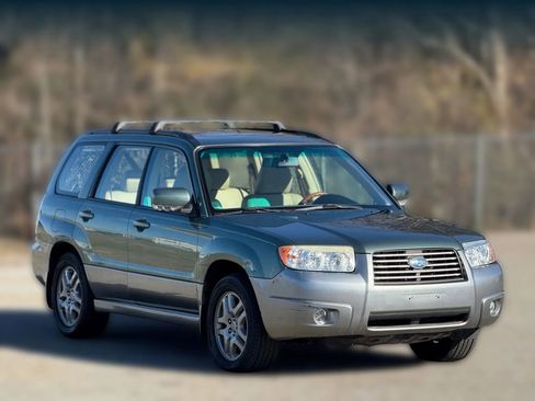 Used 2007 Subaru Forester 2.5X L.L. Bean image 1