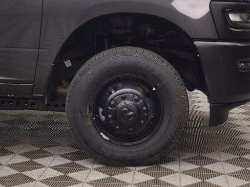 New 2026 RAM 3500 Tradesman AWD/4WD image 35