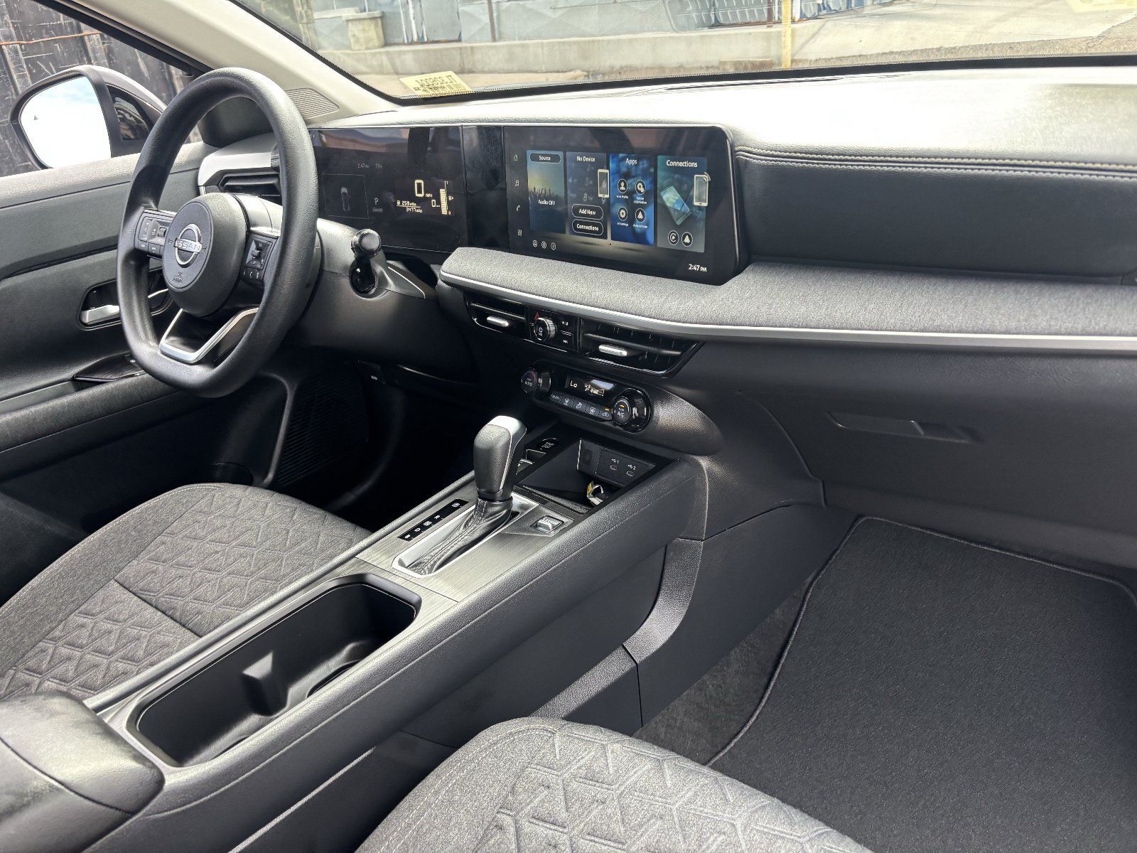 Certified 2026 Nissan Kicks SV FWD image 13