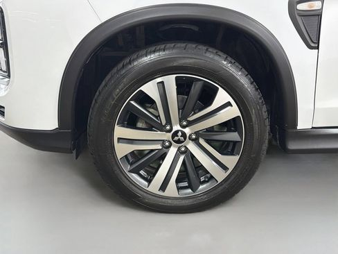 Used 2023 Mitsubishi Outlander Sport AWD image 28