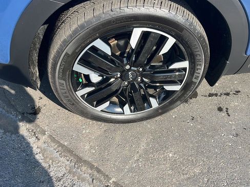 Used 2025 Kia Telluride SX image 34