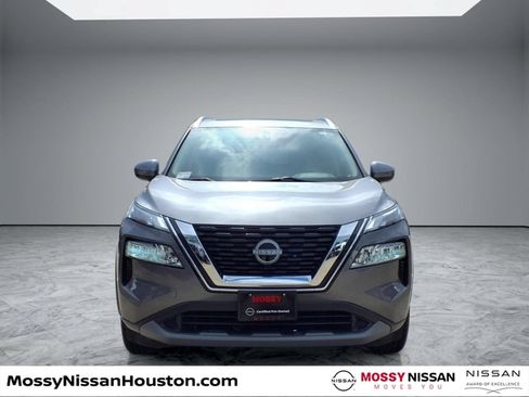 Used 2023 Nissan Rogue SV w/ SV Premium B Package AWD/4WD image 3