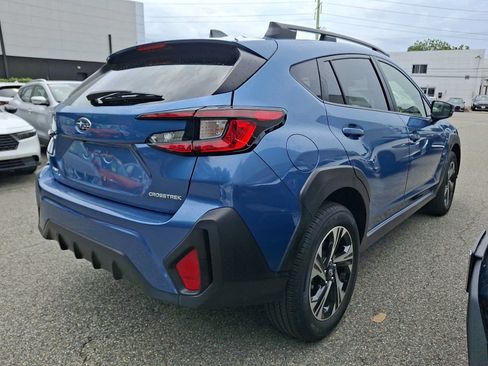 Used 2024 Subaru Crosstrek 2.0i Premium AWD/4WD image 4