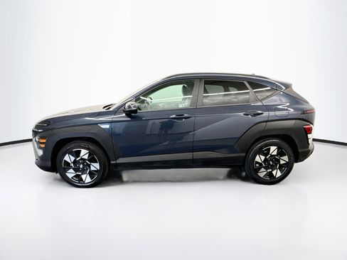 Used 2025 Hyundai Kona SEL FWD image 4