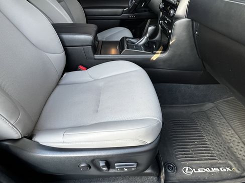 Certified 2023 Lexus GX 460 Premium w/ Black Line Special Edition image 45