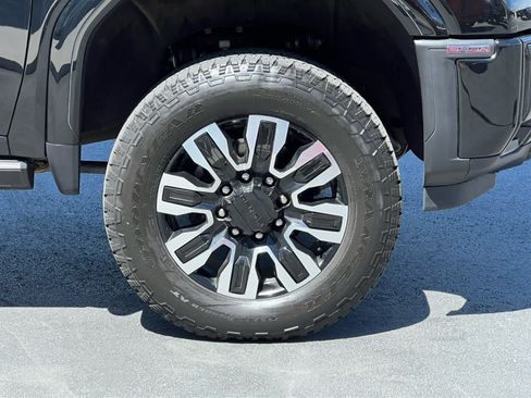 Used 2025 GMC Sierra 3500 Denali Ultimate AWD/4WD image 16