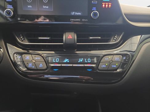 Used 2021 Toyota C-HR Limited FWD image 23