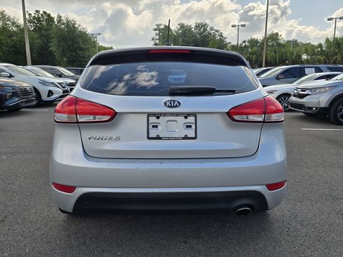 Used 2016 Kia Forte LX FWD image 7