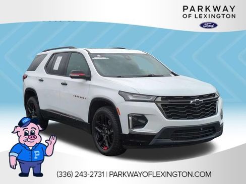 Used 2023 Chevrolet Traverse Premier w/ Redline Edition FWD image 7