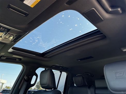 Used 2024 Lexus LX 600 F Sport image 22