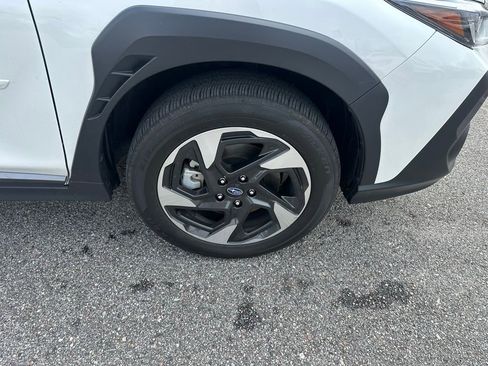 Used 2024 Subaru Crosstrek 2.5i Limited w/ Crosstrek Mirror Package image 4