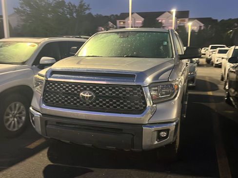 Used 2018 Toyota Tundra SR5 w/ TRD Off Road Package image 3