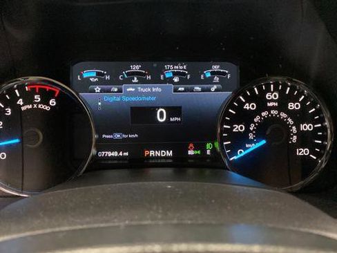 Used 2019 Ford F150 Lariat w/ Equipment Group 502A Luxury AWD/4WD image 18
