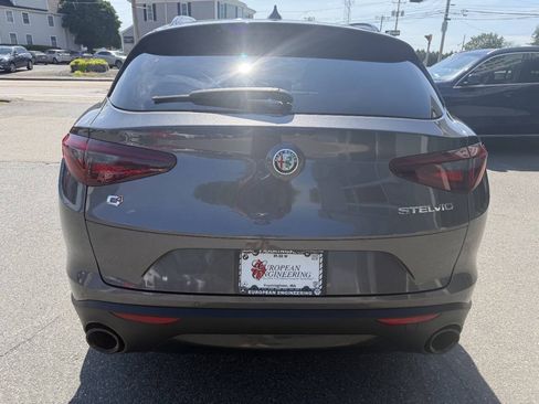 Used 2022 Alfa Romeo Stelvio Sprint AWD/4WD image 6