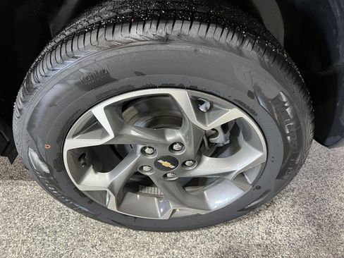 Used 2026 Chevrolet Trax LT w/ Driver Confidence Package FWD image 26