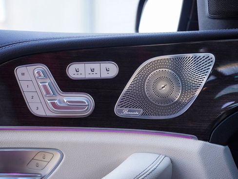 Used 2024 Mercedes-Benz GLE 450 4MATIC image 34