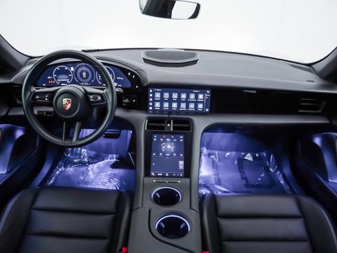 Certified 2023 Porsche Taycan image 14