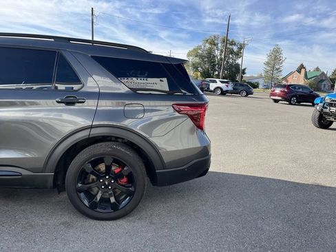 Used 2020 Ford Explorer ST w/ ST Street Pack image 6