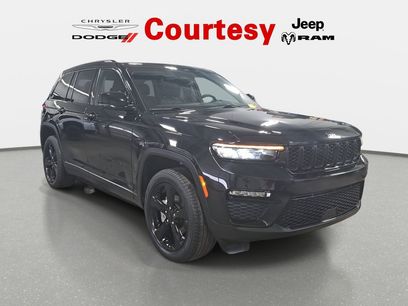 Certified 2023 Jeep Grand Cherokee Limited w/ Black Appearance Package