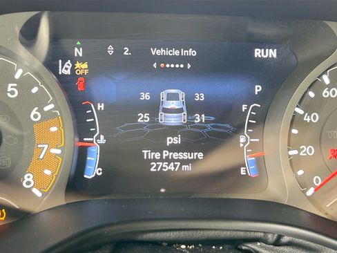 Used 2022 Jeep Compass Latitude AWD/4WD image 12