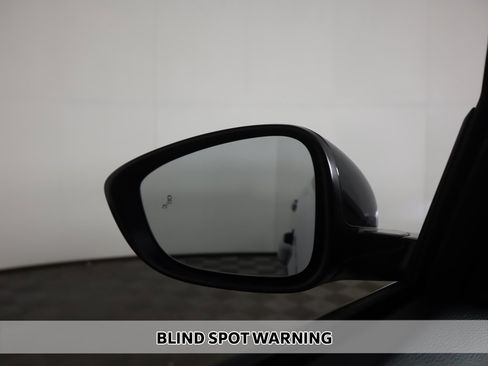 Certified 2025 Honda Accord SE image 5