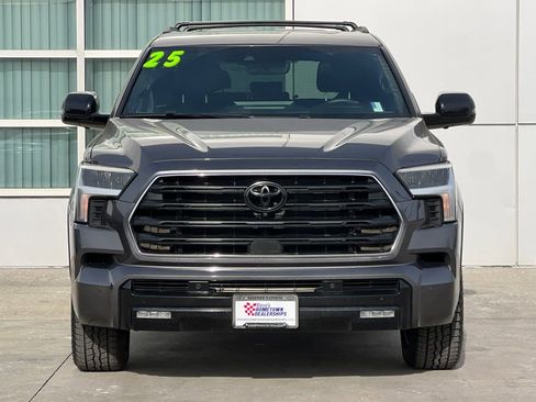 Used 2025 Toyota Sequoia Limited w/ TRD Off-Road Package AWD/4WD image 6