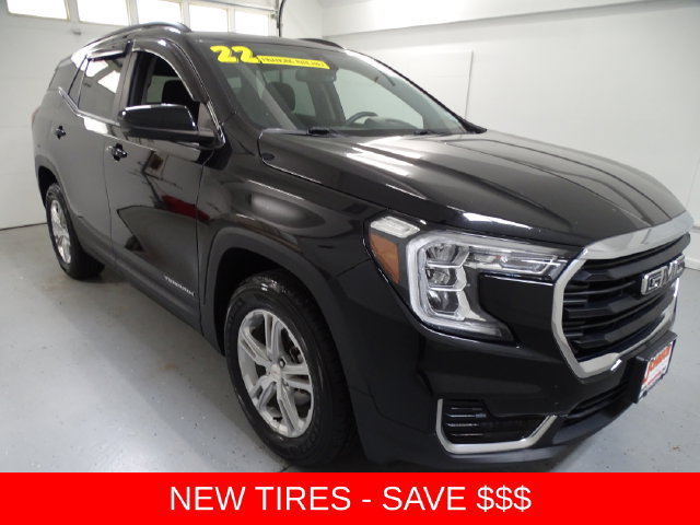 Used 2022 GMC Terrain SLE w/ Driver Convenience Package AWD/4WD image 1