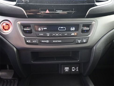 Used 2022 Honda Ridgeline Sport image 9