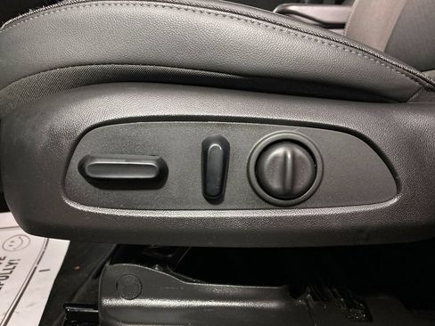 Certified 2023 Buick Encore GX Select FWD image 12