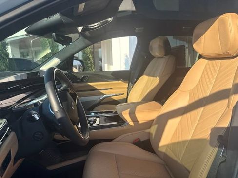 Used 2025 Cadillac Escalade IQ Luxury 2 AWD/4WD image 20