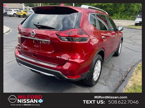 Used 2019 Nissan Rogue SV AWD/4WD image 5