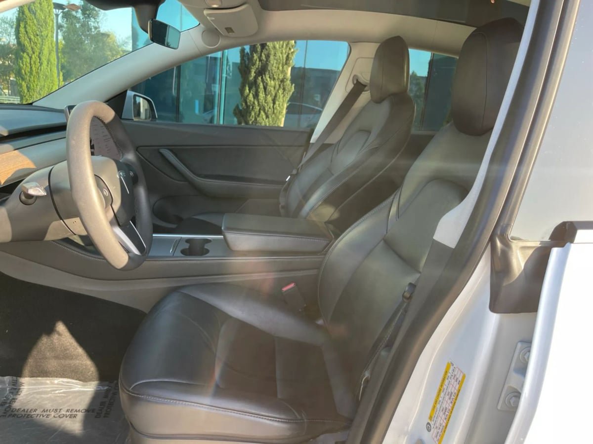 Used 2024 Tesla Model Y Long Range RWD image 11