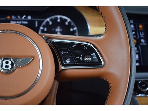 Certified 2023 Bentley Continental GT V8 AWD/4WD image 30