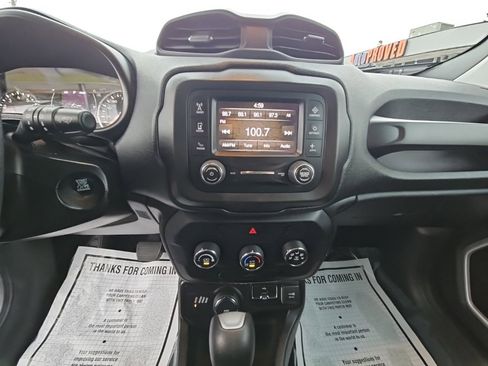 Used 2020 Jeep Renegade Sport w/ Sport Appearance Group image 29