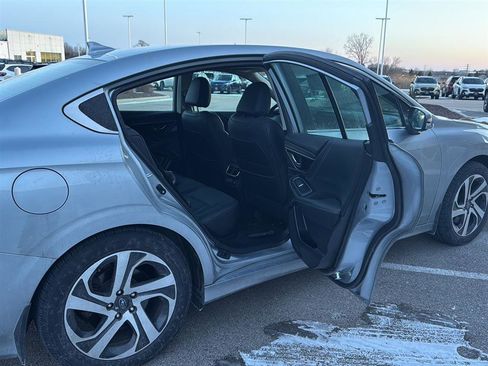 Used 2022 Subaru Legacy Limited w/ Popular Package #3 image 17